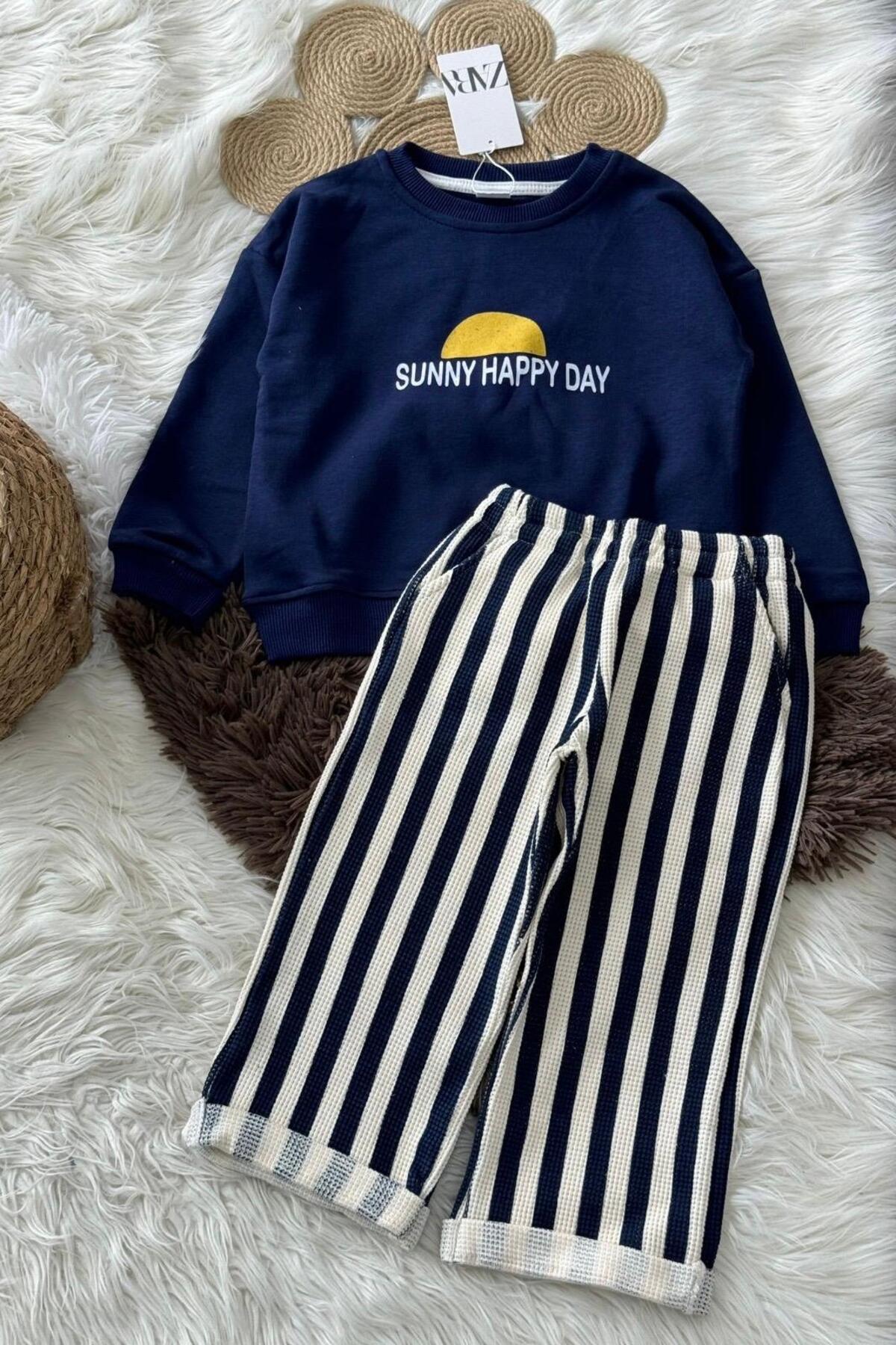 Erkek Çocuk Mavi Güneş Baskılı Sweatshirt ve Çizgili Pantolon İkili Takım - Lacivert