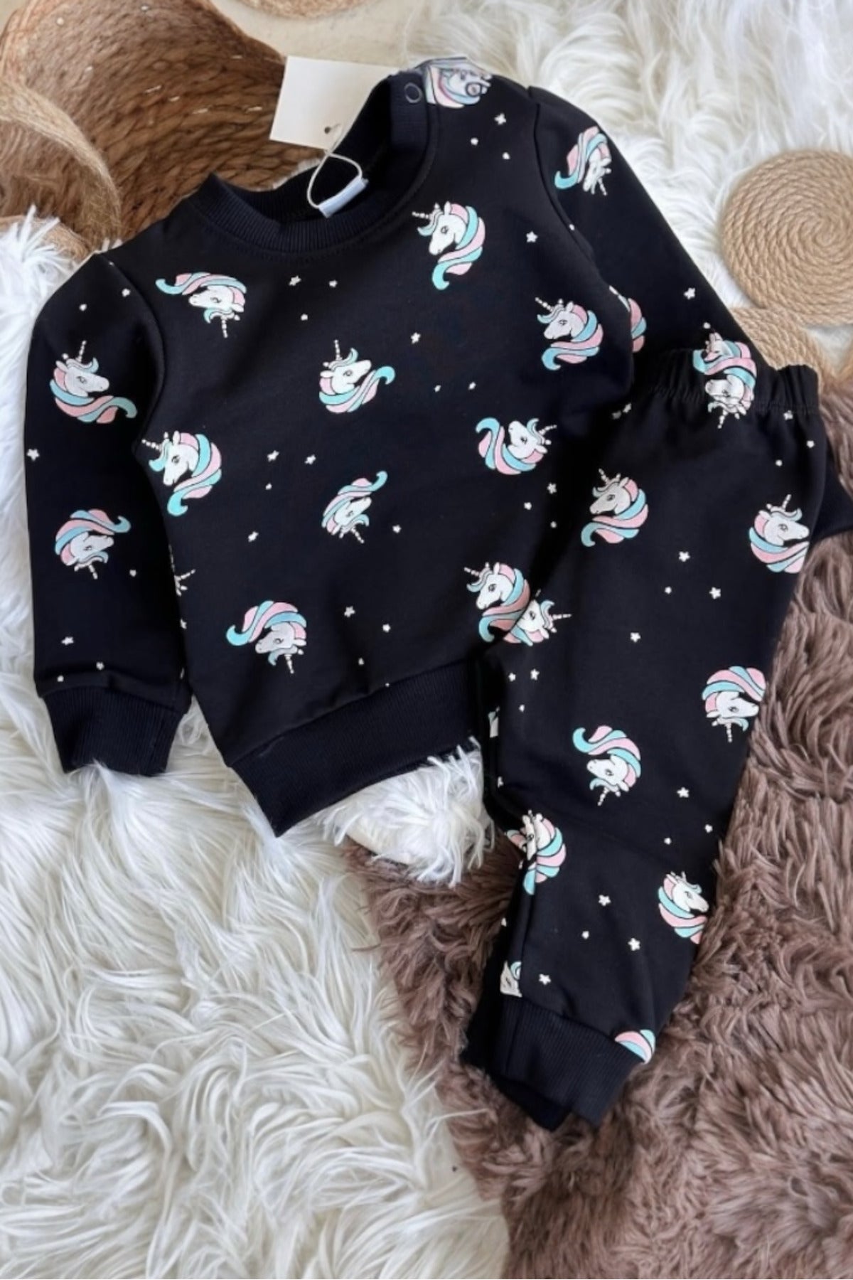 Kız Çocuk Baskılı Eşofman Takımı - Uzun Kollu Sweatshirt, Köpek Balığı / Surf Desenli