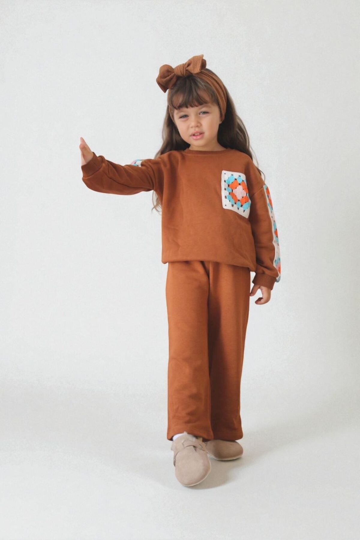 Kız Çocuk Üst Alt Takım Sweatshirt Ve Pantolon Rahat Günlük Kombin - Kahverengi