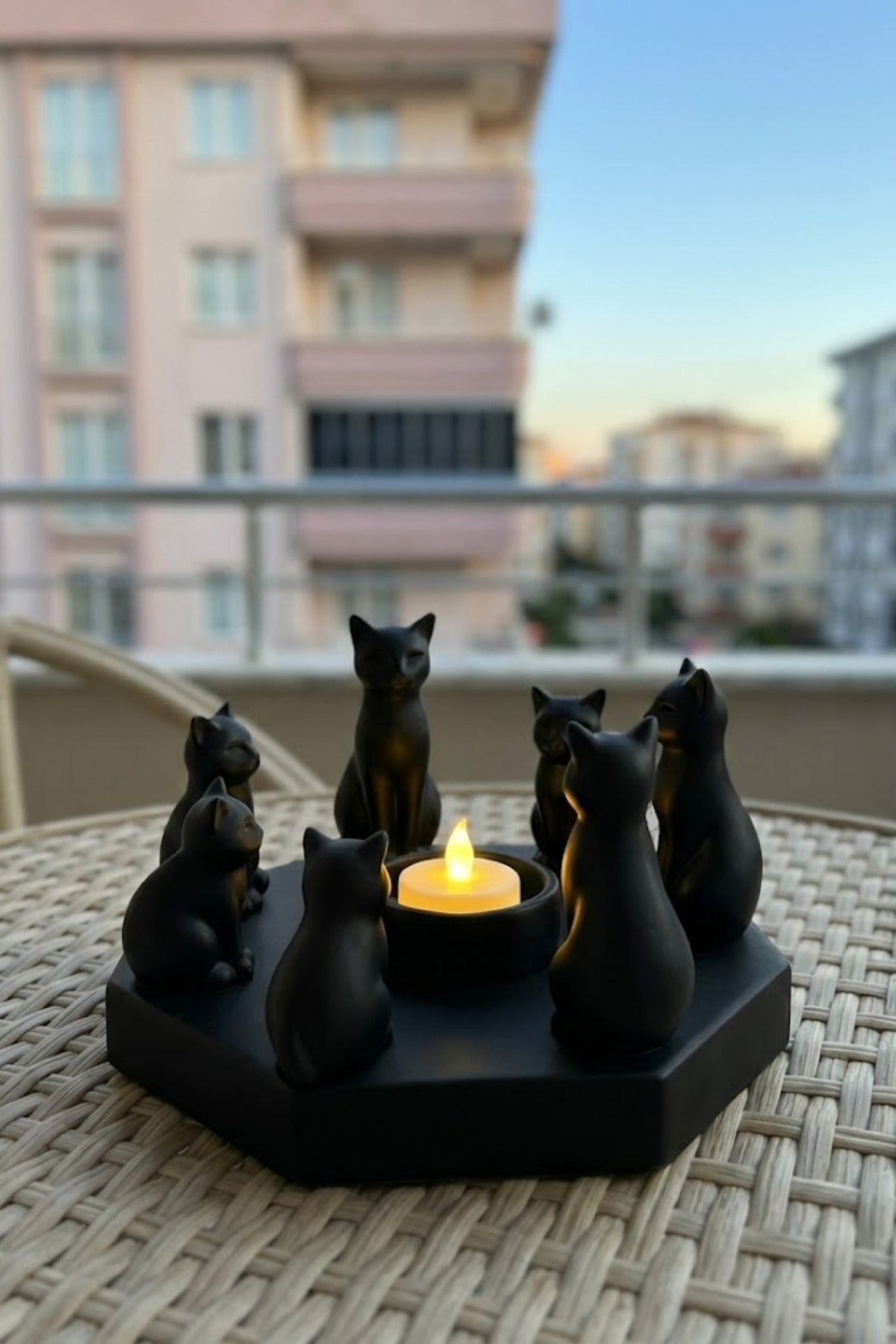 Dekoratif Kediler Ritüel Dinginlik Yoga Mumluk Biblo 14 x 8 Cm