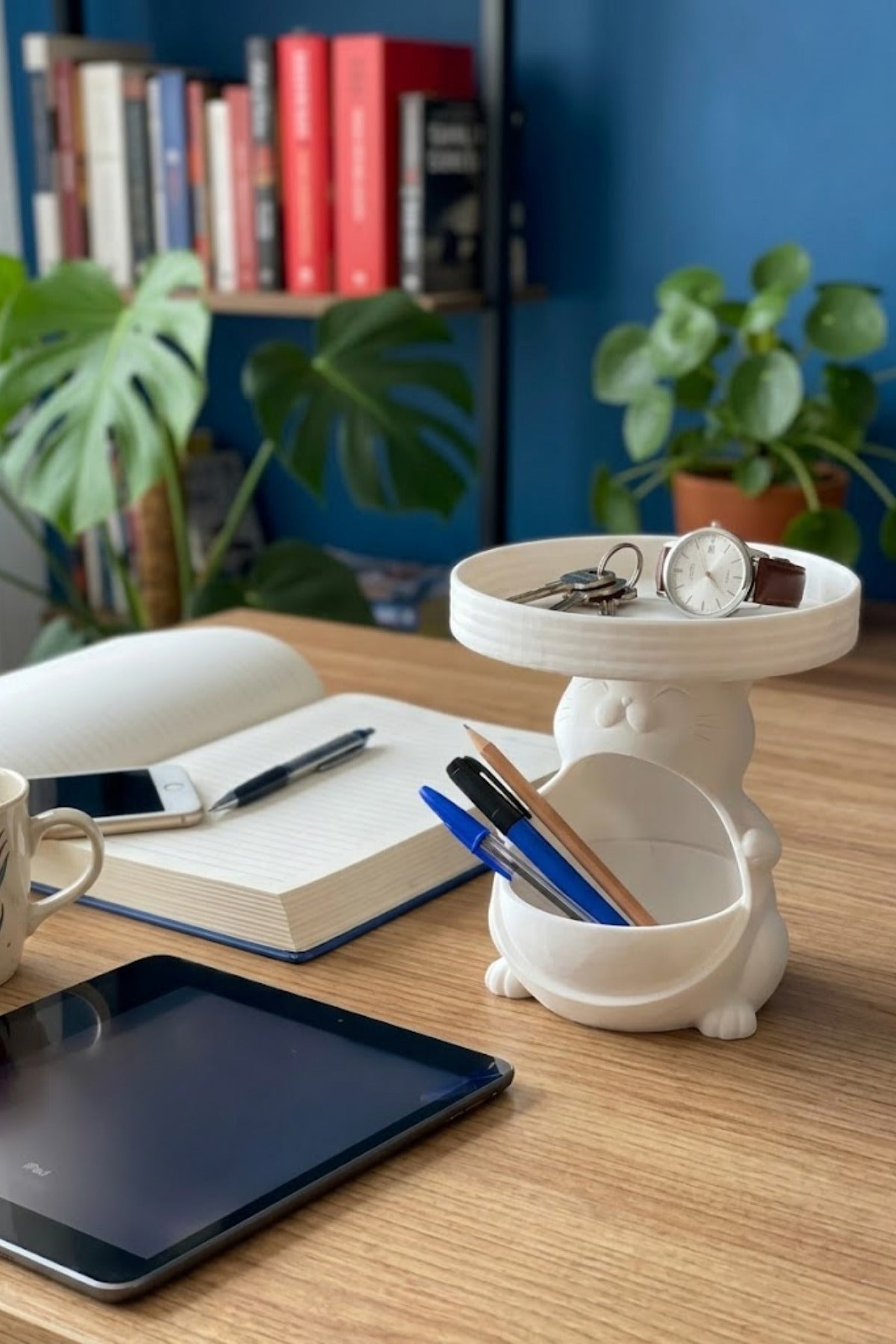 Sevimli Kedi Yuvalı Organizer – Tepsili Masa Düzenleyici 15 x 17 cm Beyaz